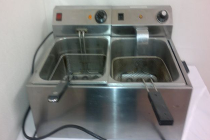 Kétmedencéd fritőz 18l (220v)